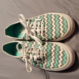 Vans teal Chevron low top sneakers women's size 7